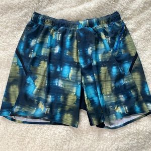 Men’s Lululemon Surge Short Size Medium